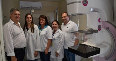 Prefeito Lírio e Vice Adriano visitaram equipe de trabalho do Sesc Saúde Mulher