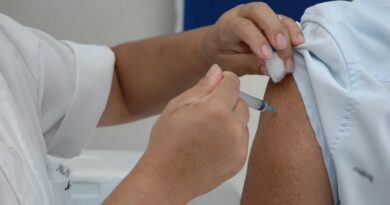 A partir de segunda-feira (23), todas as ESFs do município estarão realizando as doses da vacina, das 08h às 16h