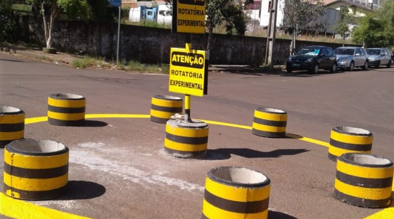 Rotatórias estão sendo instaladas nesta semana em Xaxim