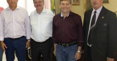 Vice-Governador, Deputado Moacir Sopelsa, Prefeito Idacir Orso e Secretário de Estado Gelson Sorgatto
